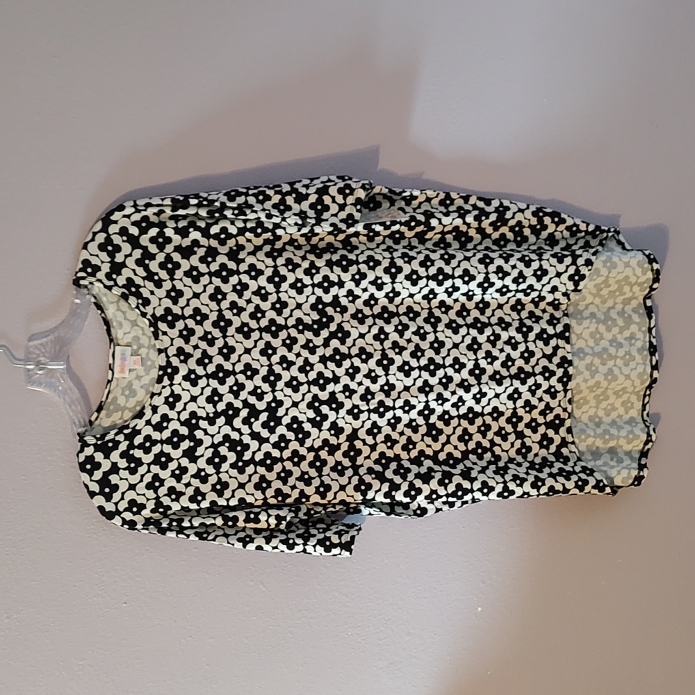 💥 5/$25💥 NWT LuLaRoe Irma Shirt Sleeve Tunic black & white